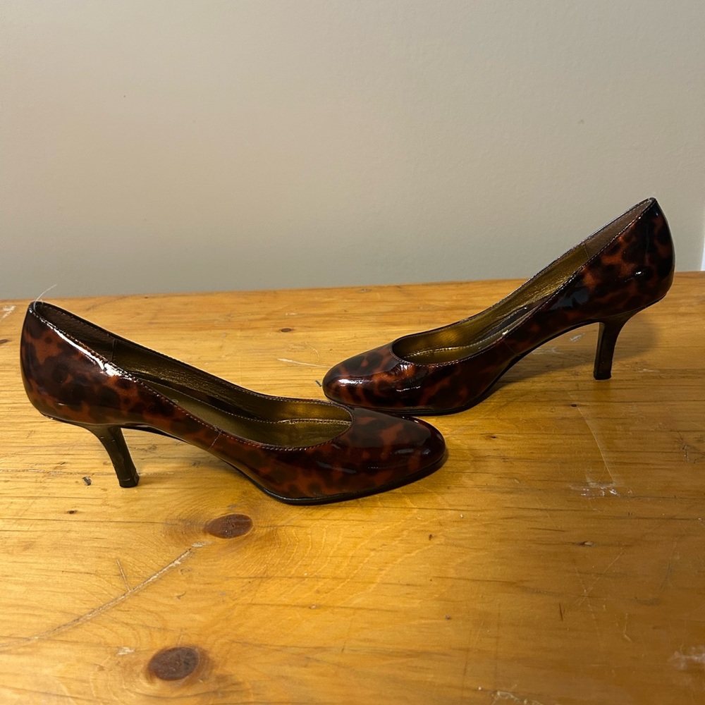 Liz Claiborne Brown Leopard Print Heels